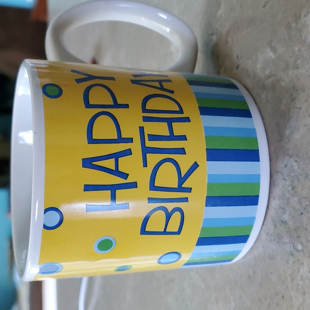 🥳  Happy birthday Mug ☕ 🎁 EUC
